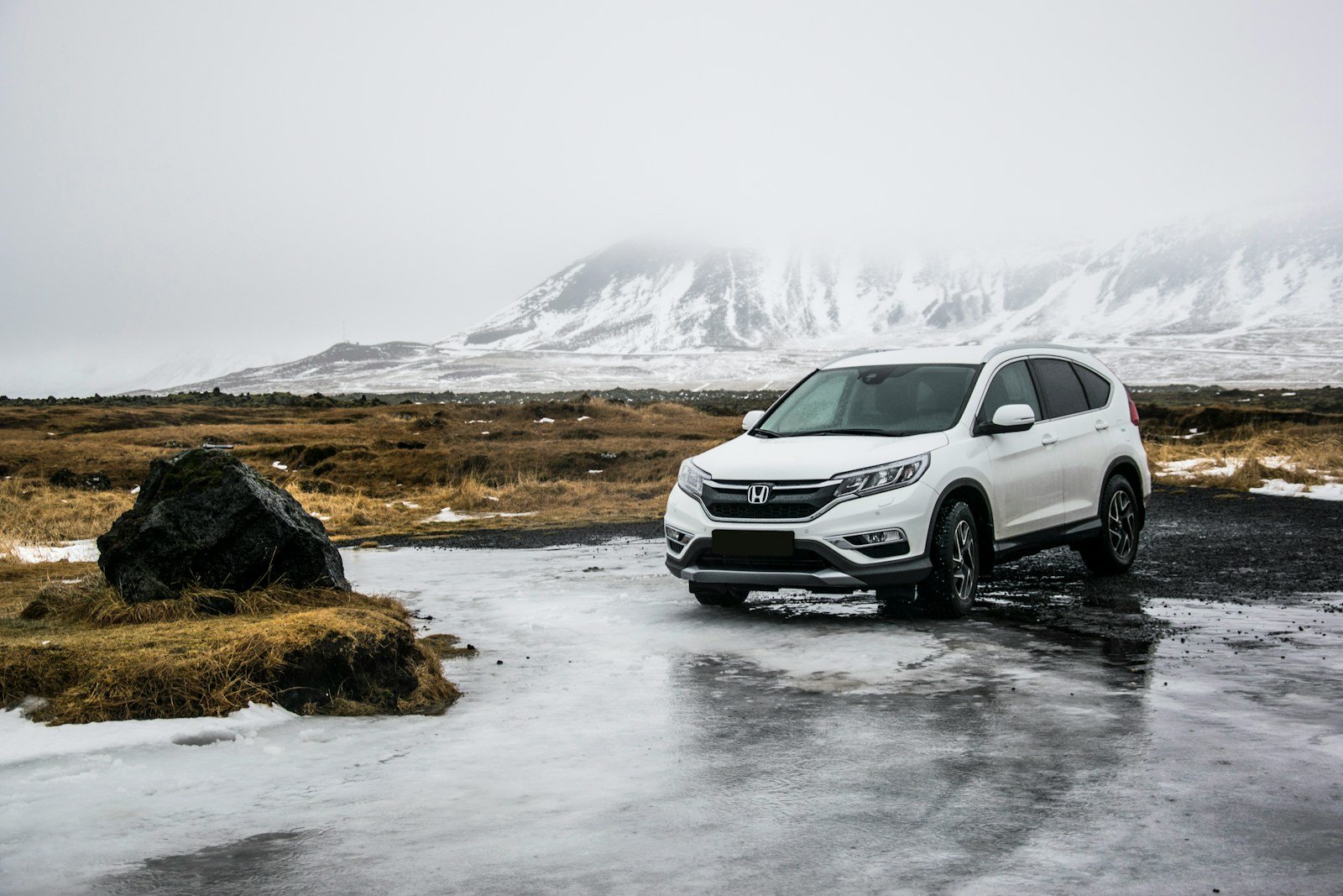 car rental Kashmir with driver